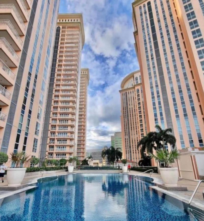 Venice Luxury Residences Taguig Exterior photo